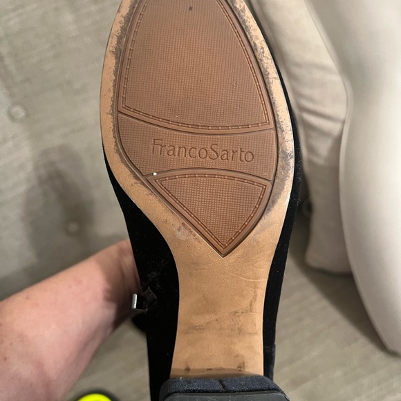 Franco Sarto Whimsygoth Black Velvet side zip ankle boots size 6.5 a no flaws - Picture 5 of 5